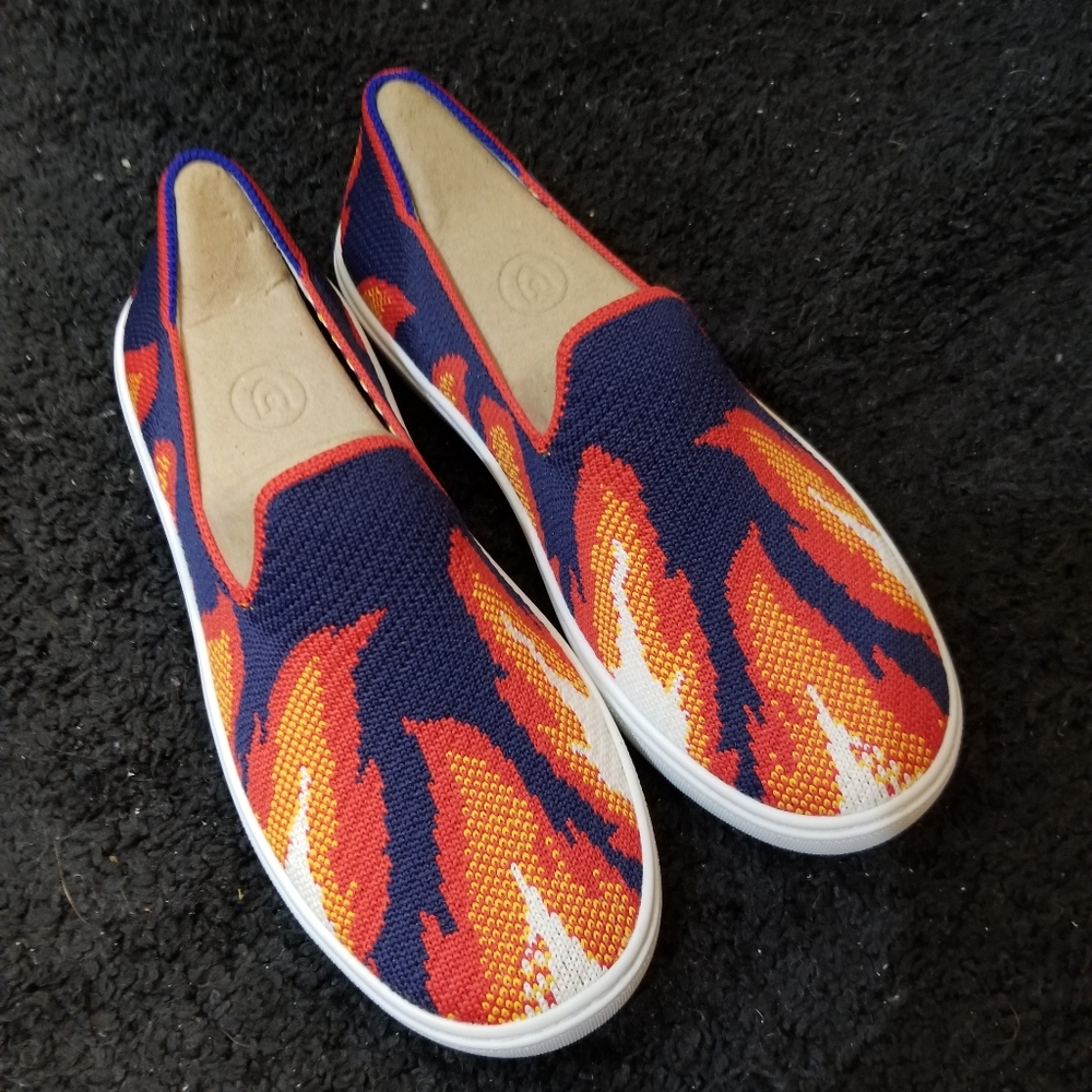 Rothy's Kids 3 Navy Flames NWT Rare